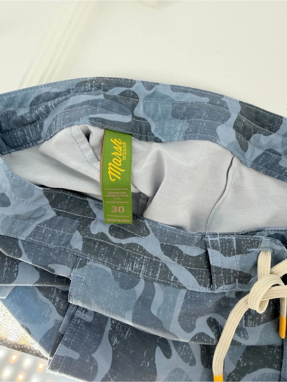 Marsh Wear Blue Camo Men’s Swim Trunks with Drawstring Sz 30 7” Inseam